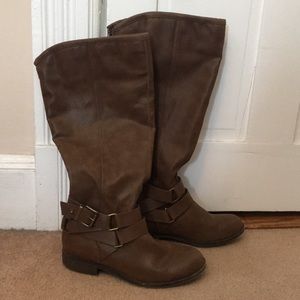 NEVER WORN Steve Madden riding boots!